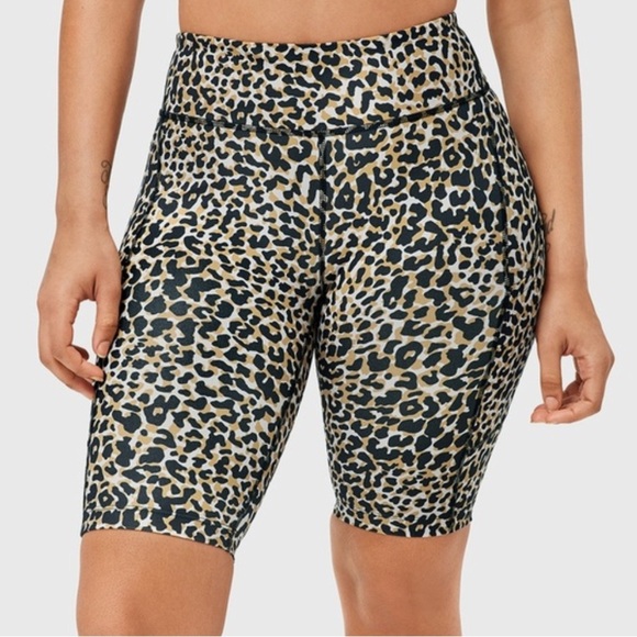 Outdoor Voices Pants - Outdoor Voices Zoom 10” Short Leopard